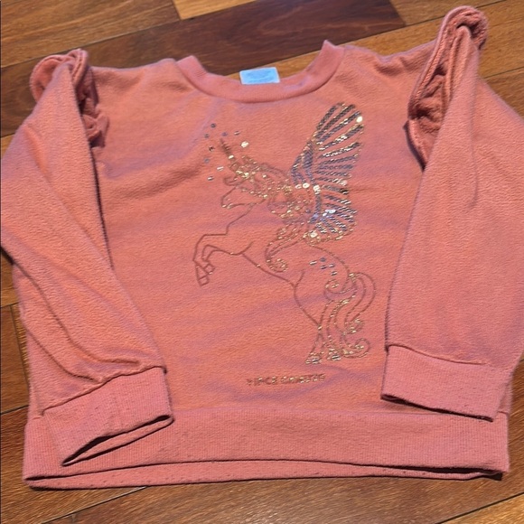 Vince Camuto Pink Sweater with Unicorn Graphic - Picture 2 of 12